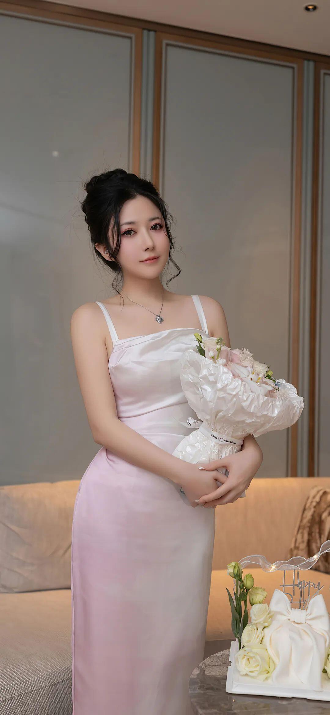 有种清纯的美叫鱼子酱