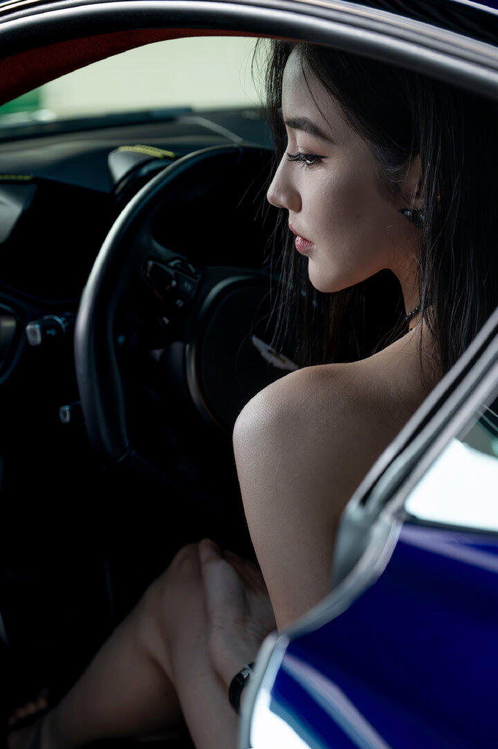 香车美女人人爱