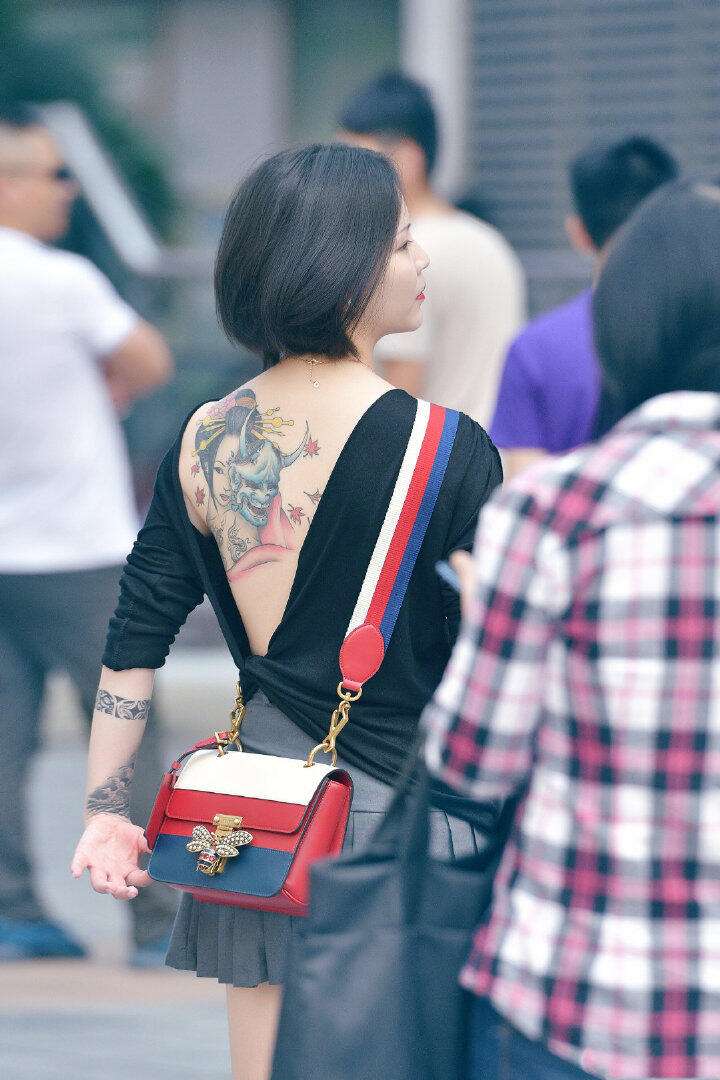 别人的女朋友[21P]