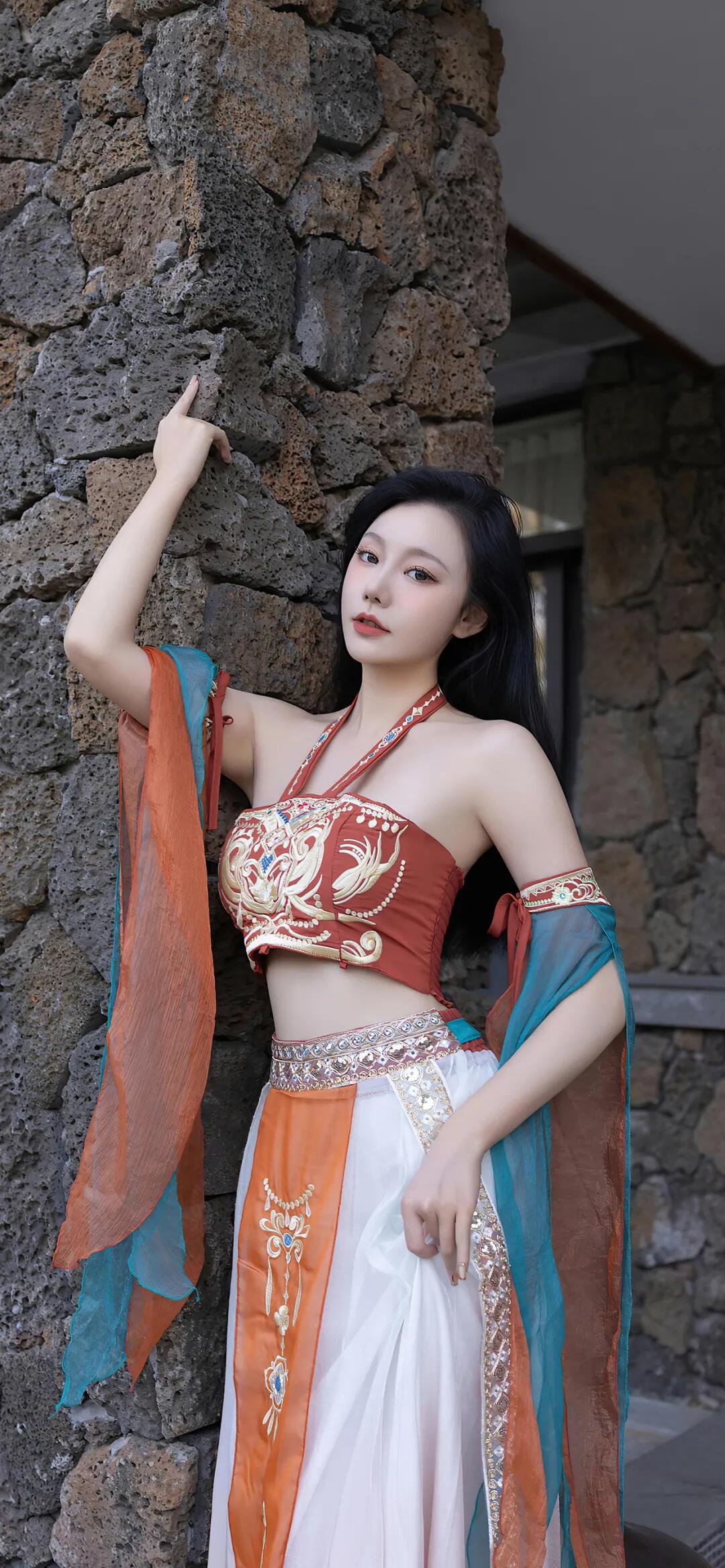 窈窕女子让人赏心悦目