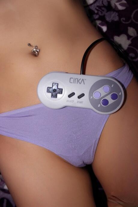 粉嫩骆驼趾（四）[30P]