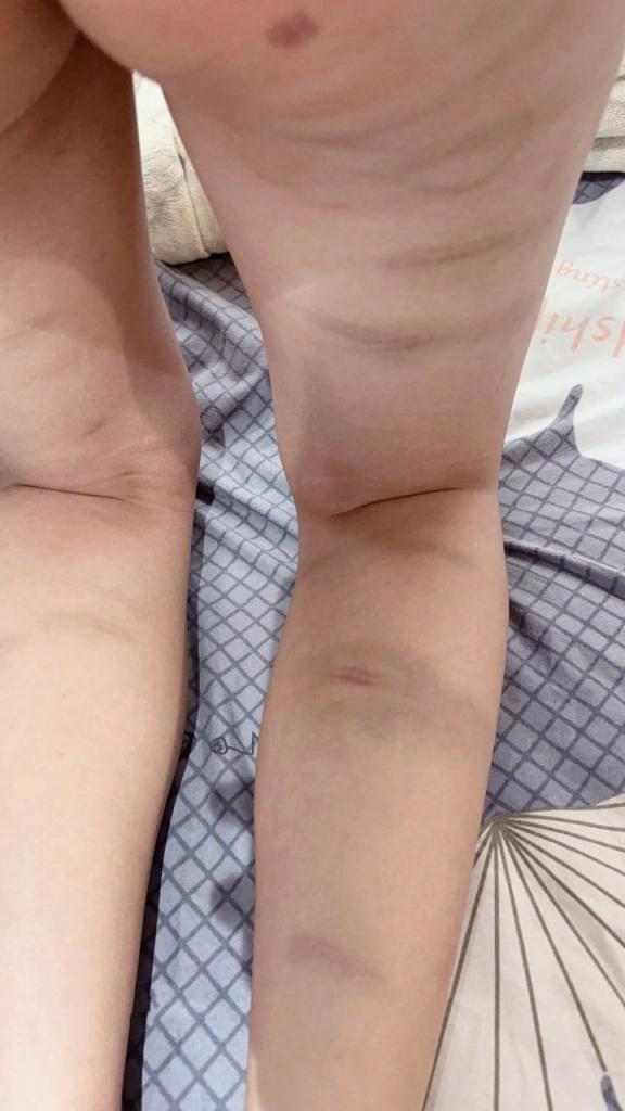 反差妹 - 高潮脸和M腿 [100P]