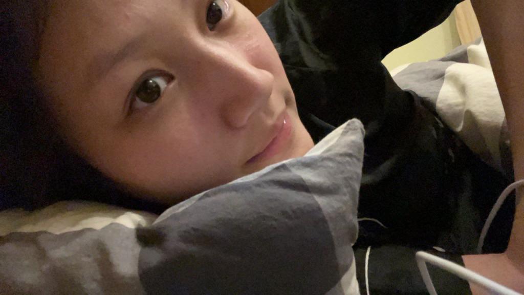 宝贝你吃鸡的样子真美[100P]