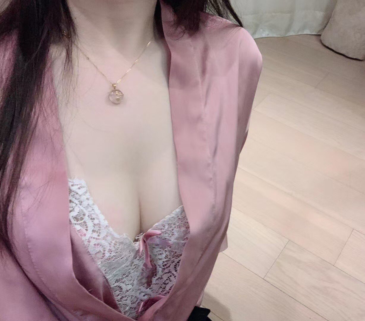 性福的少妇[26P]