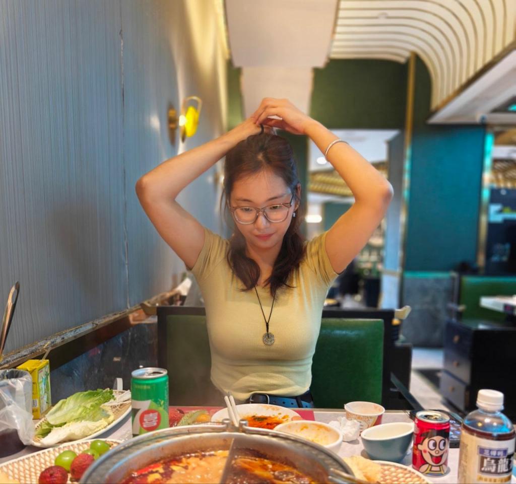 [小母狗]反差妹 - 迷离的眼神 [100P]