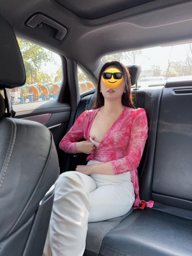 露出的刺激[2025]