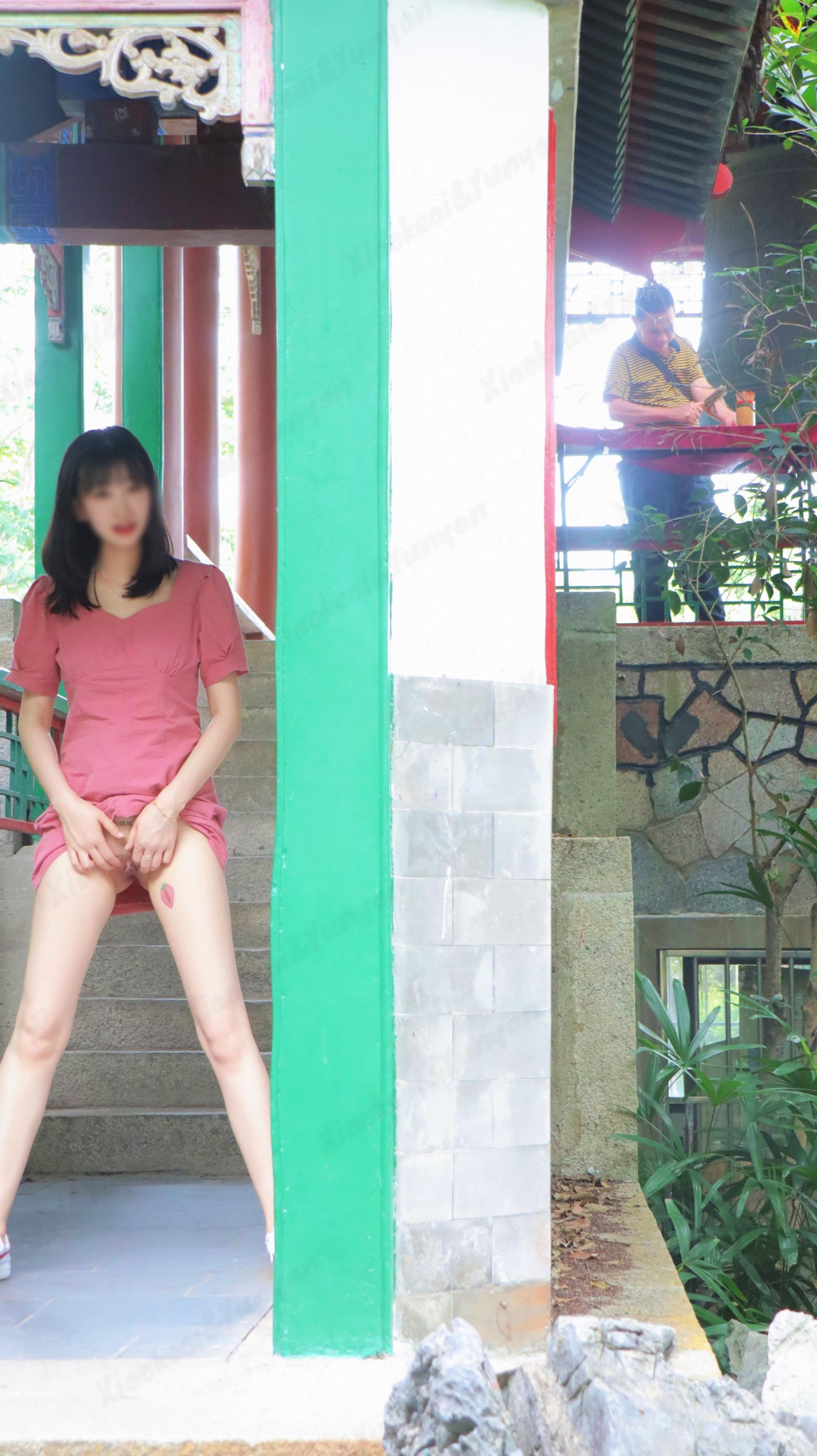 露出的刺激[2025]