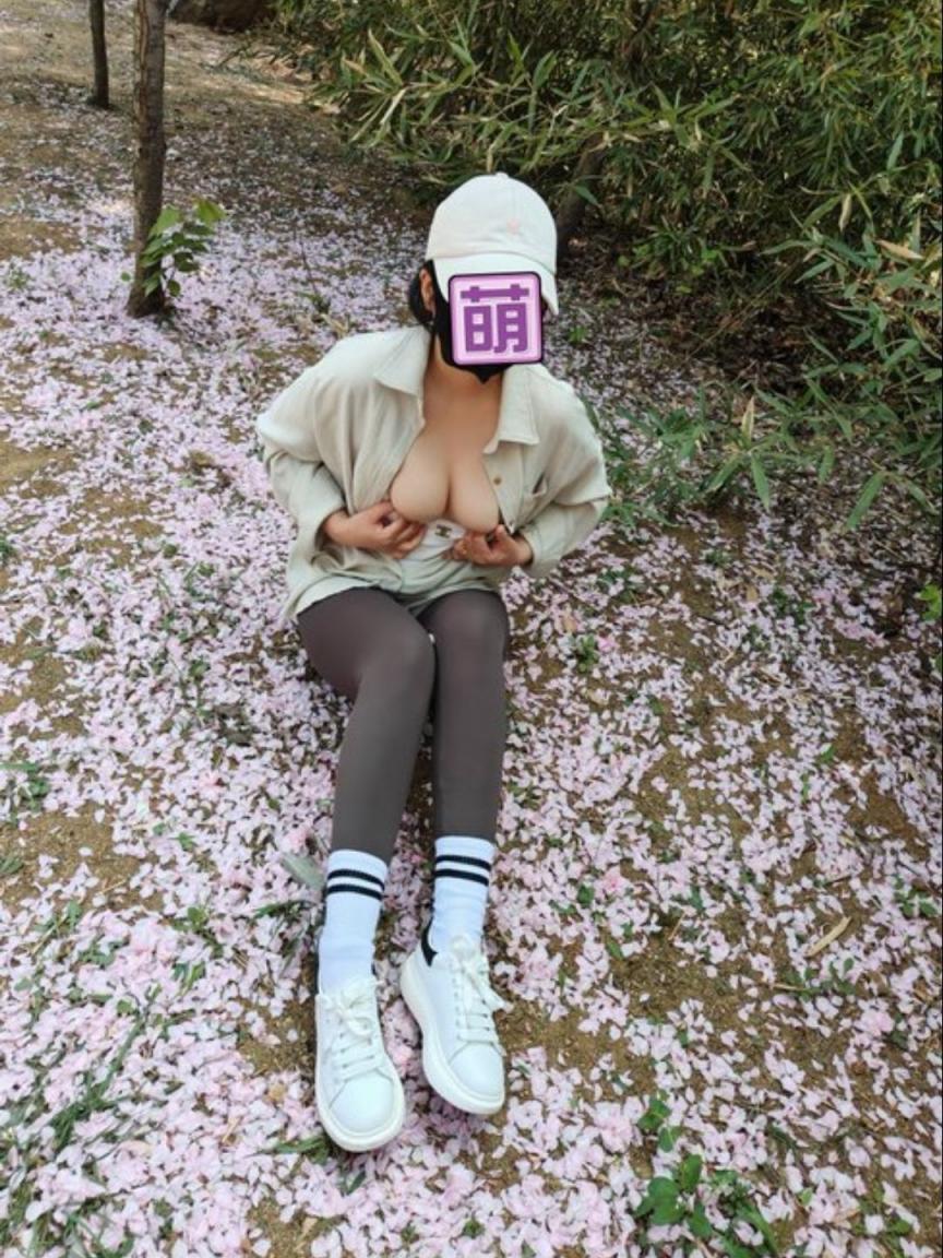 人妻爱露出，爱运动[45P]