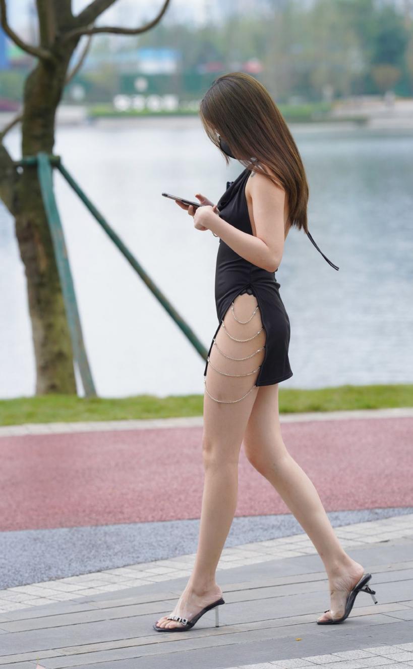 清凉街拍，全是极品好身材