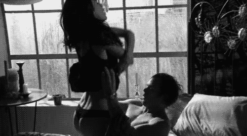 不漏点 但色色的情侣动图 会让你又相信爱情了吗