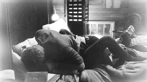 不漏点 但色色的情侣动图 会让你又相信爱情了吗