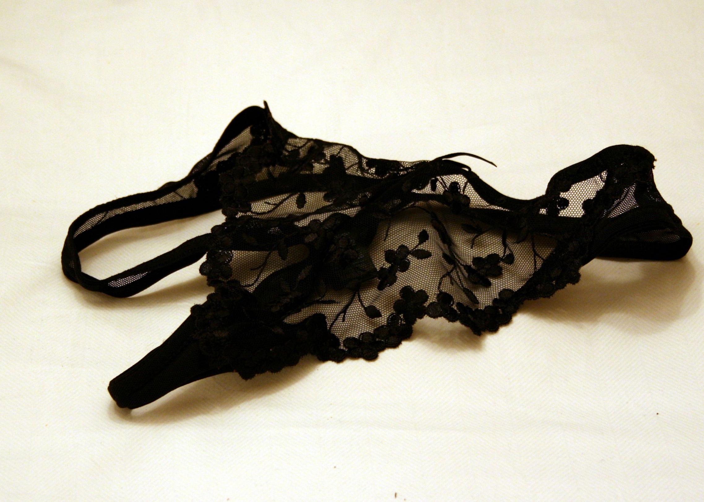 尤物的内衣 大家一起来欣赏吧