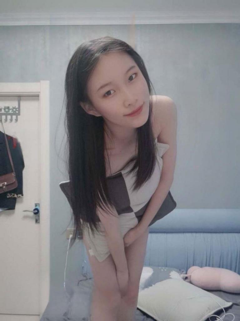 [小母狗] 大学生 -  鲜嫩美穴[100P]