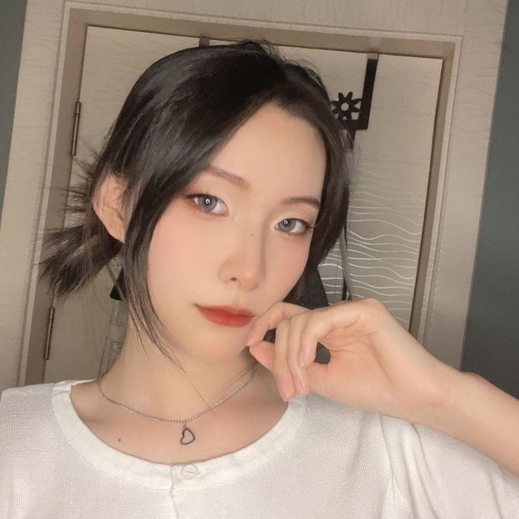 [小母狗] 大学生 -  鲜嫩美穴[100P]