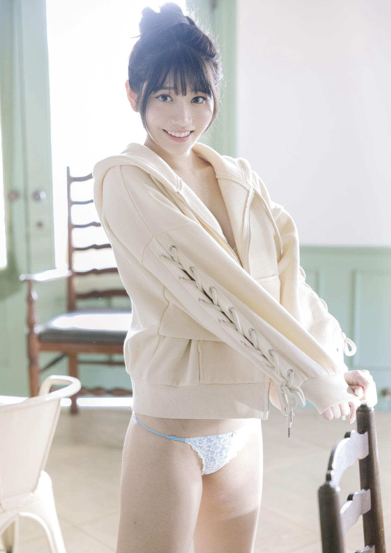 河北彩花—Saika Kawakita《So in Love》