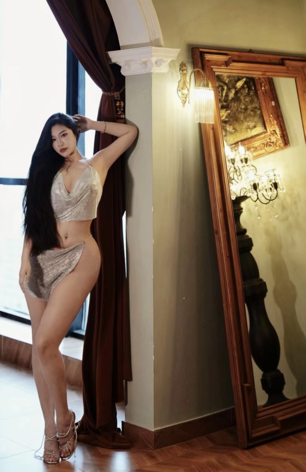 亚亚亚辰性感写真