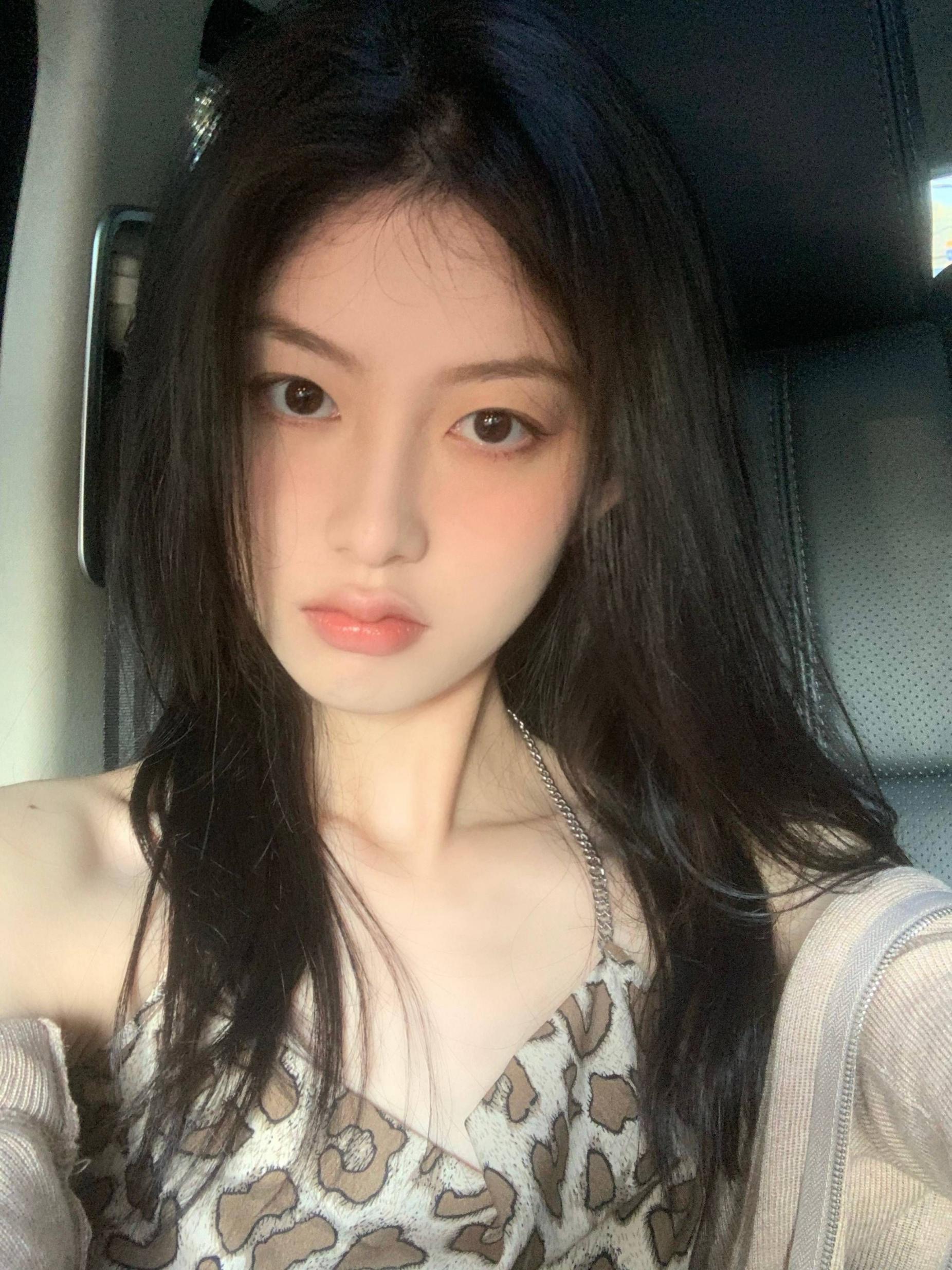 一大帮漂亮MM自拍照,一个比一个甜美