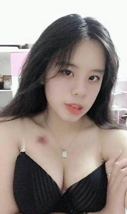 [小母狗]深夜福利 - 射满她的骚穴