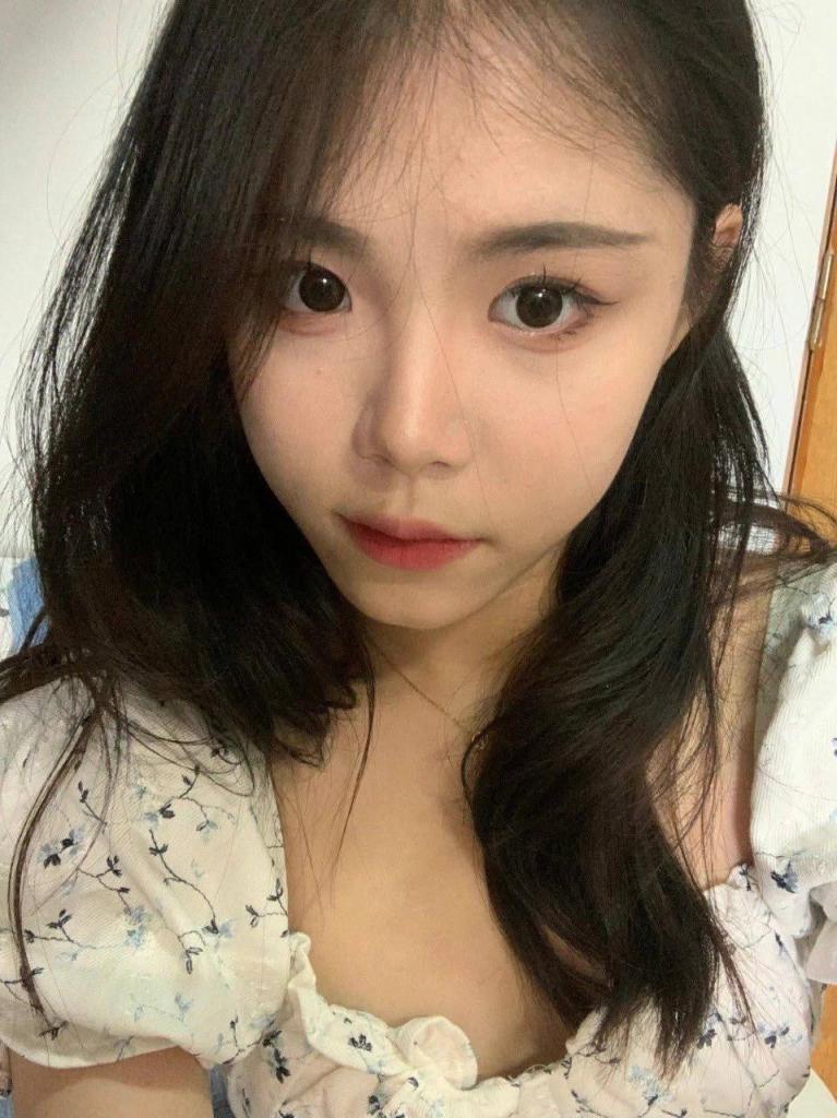 [小母狗]深夜福利 - 射满她的骚穴