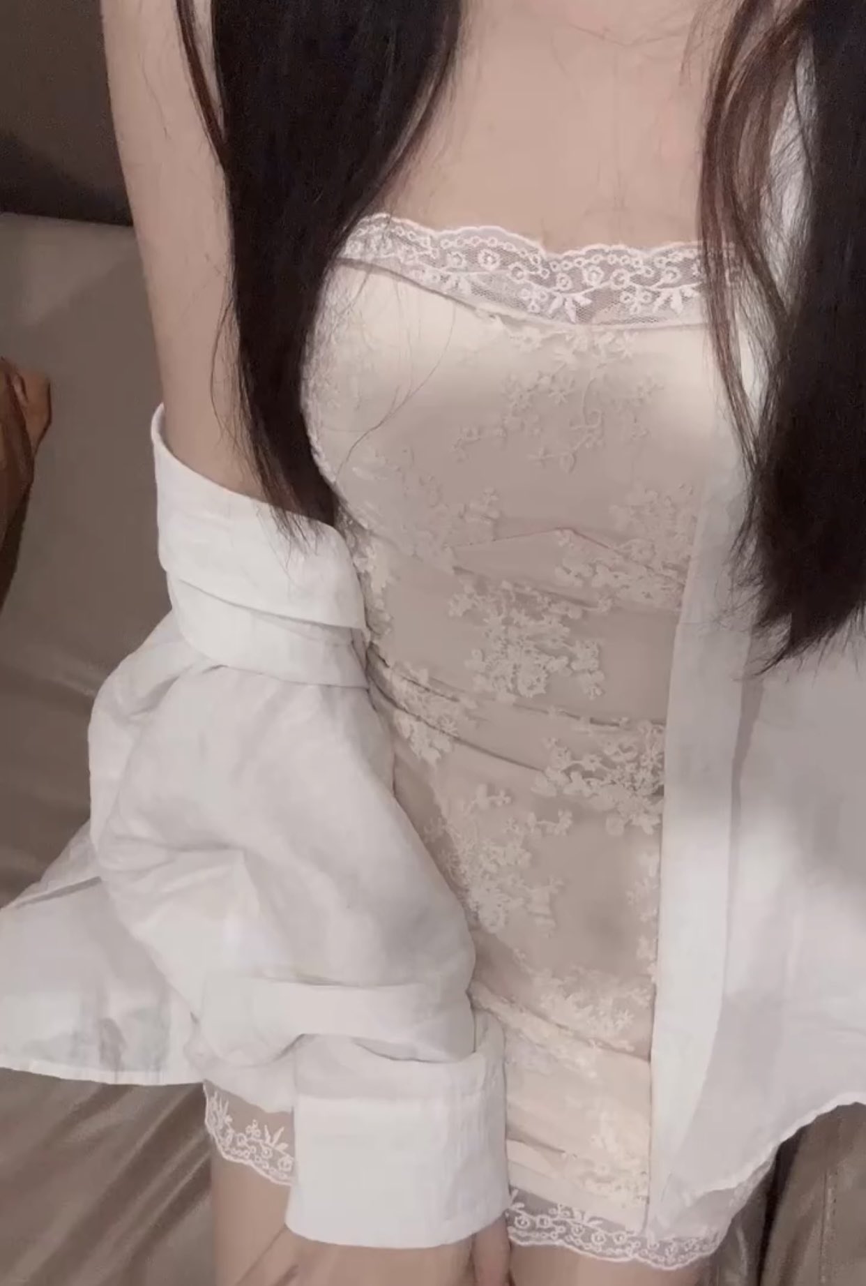 醉美是少妇的翘臀和酥胸