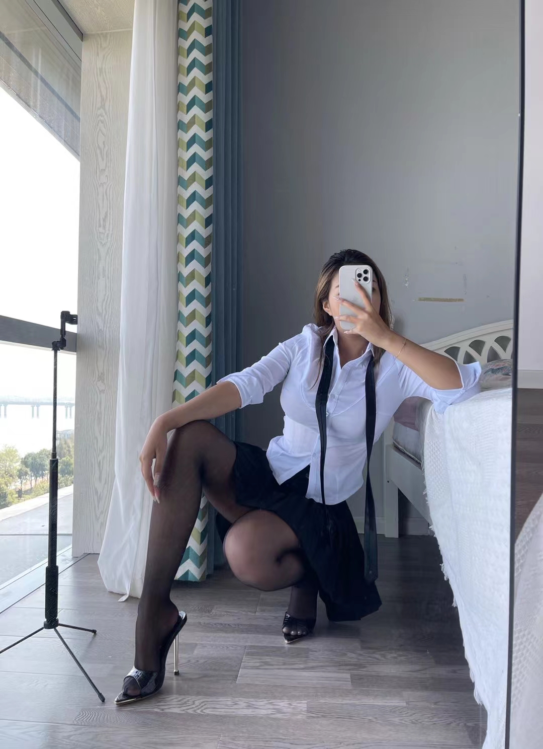 美女洁己媚态极致