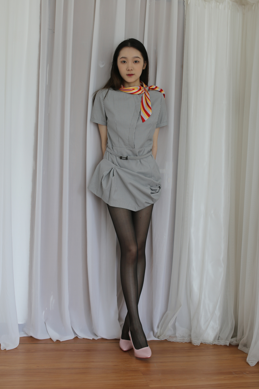 清纯少女丝袜空姐装太诱人了