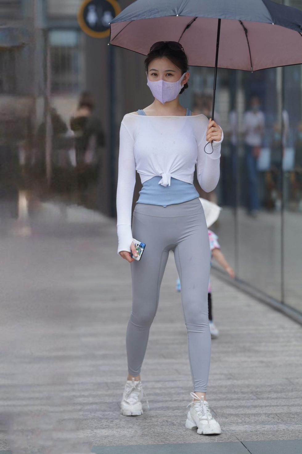 街拍美女 20250604