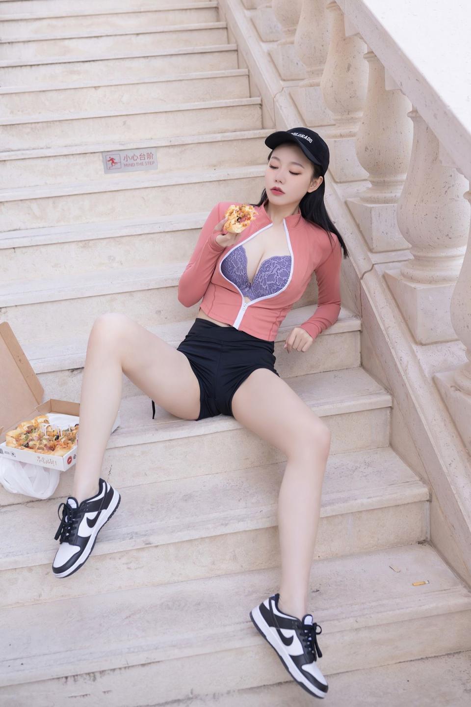 你吃我的披萨，我吃你的奶