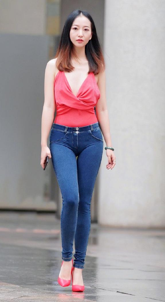 满大街的女人,你喜欢哪种气质的