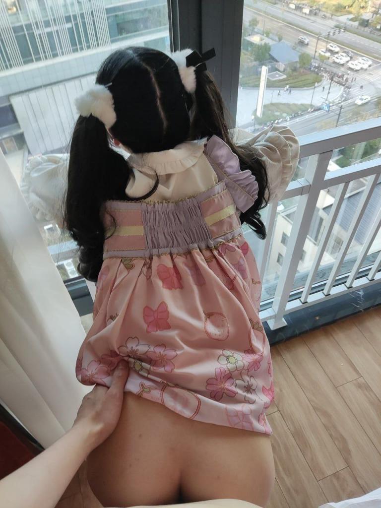 [小母狗]大学生 - 早起看逼