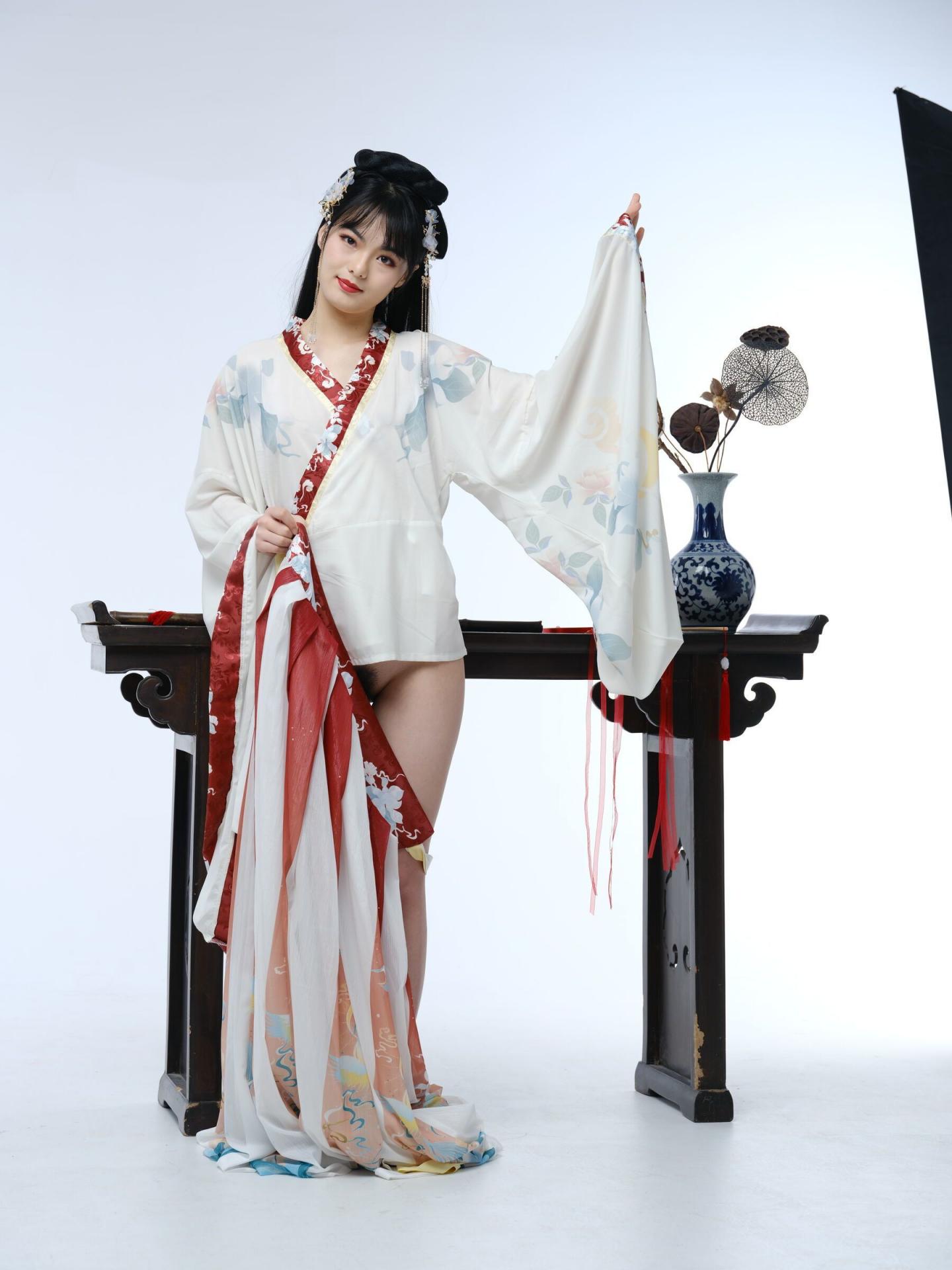 清纯汉服小姐姐