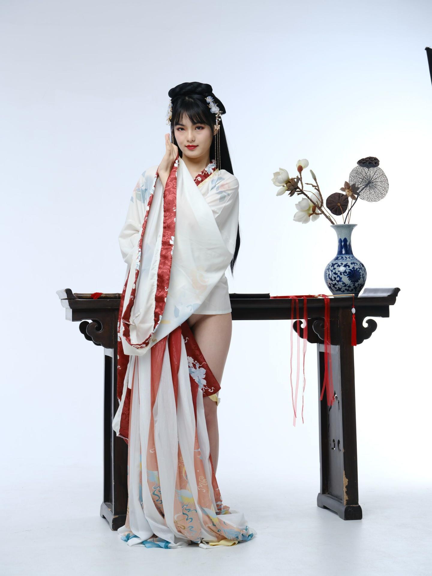 清纯汉服小姐姐