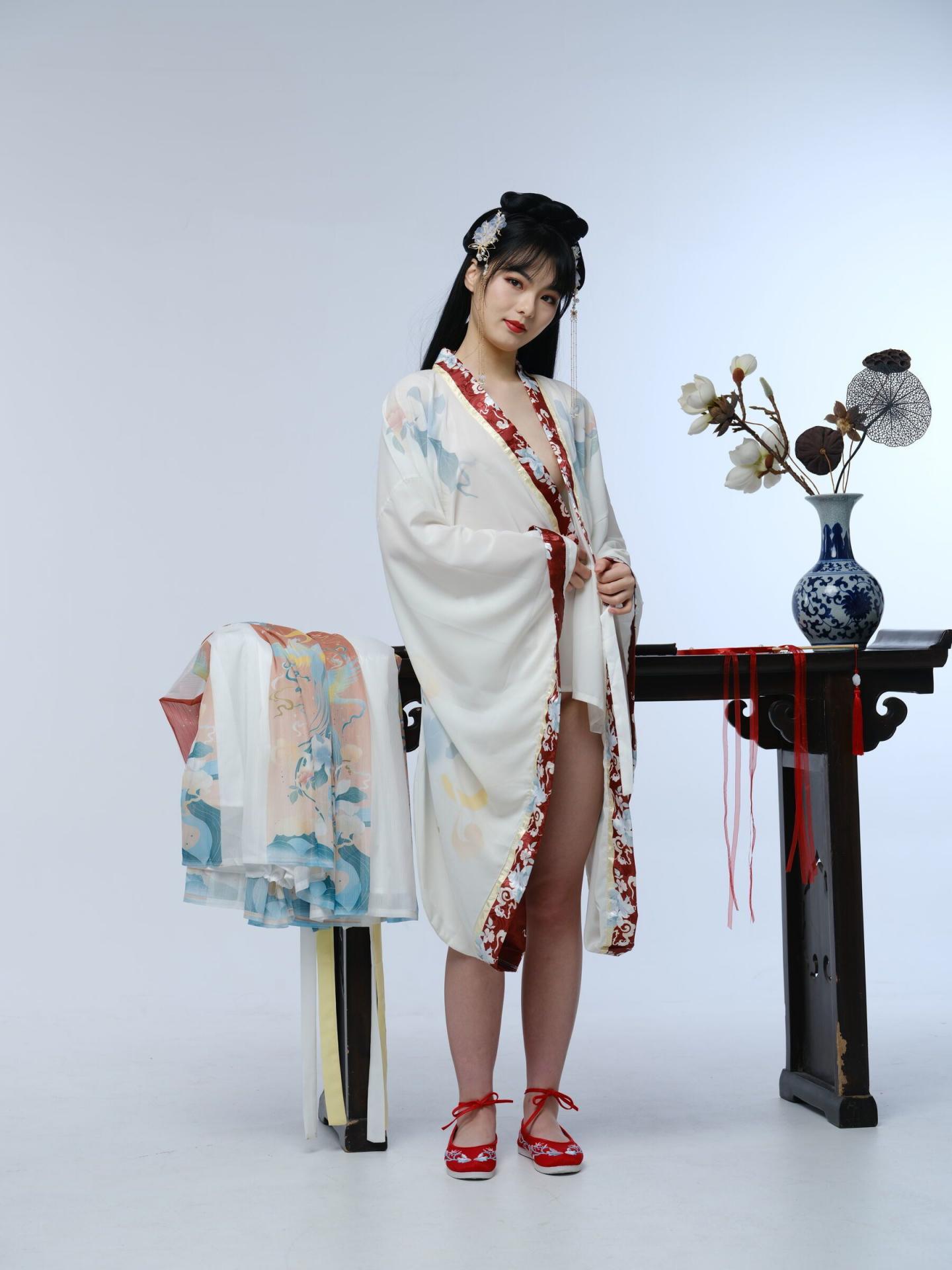 清纯汉服小姐姐