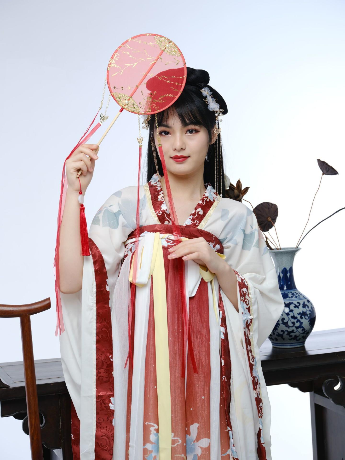 清纯汉服小姐姐