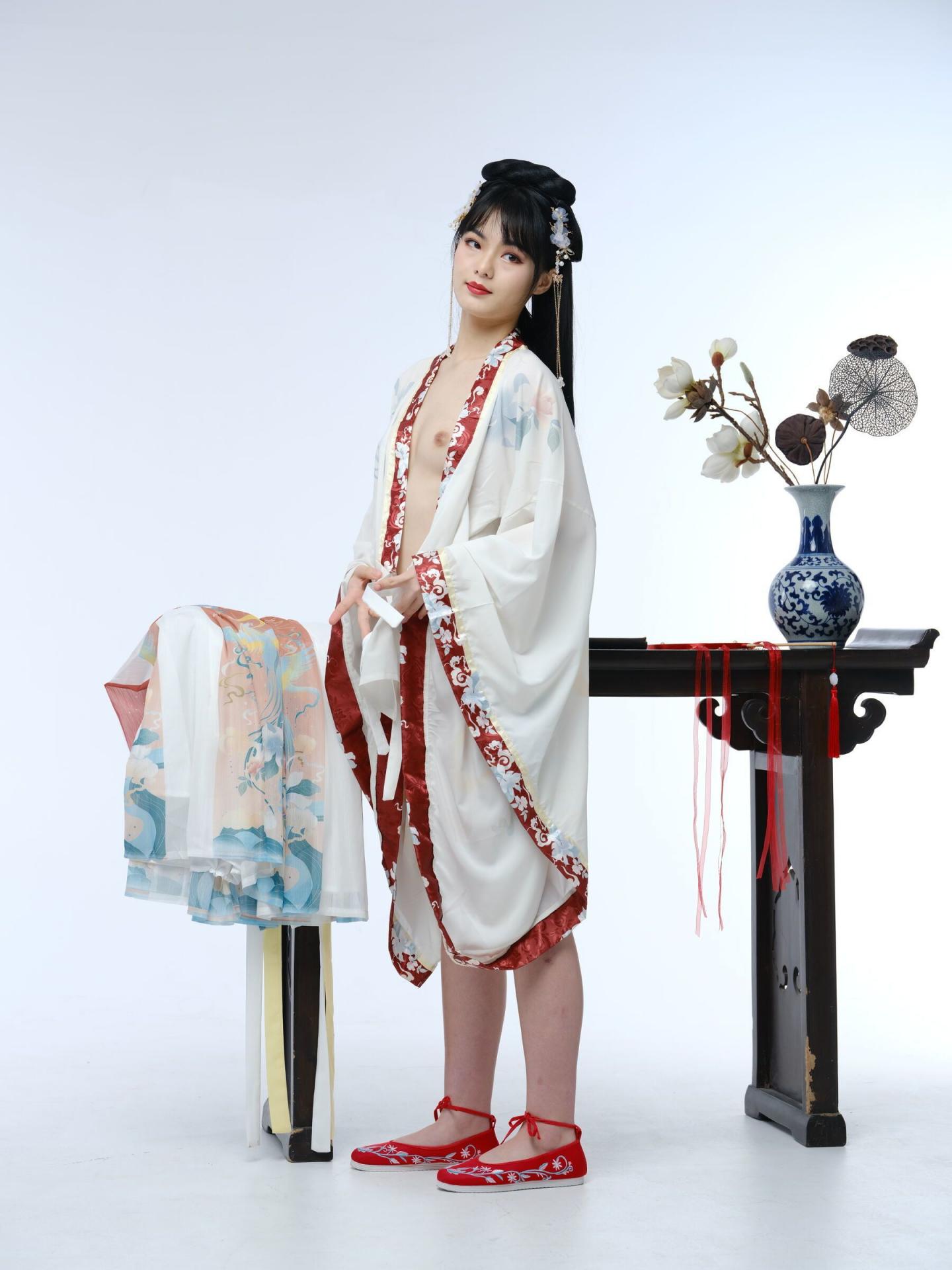 清纯汉服小姐姐