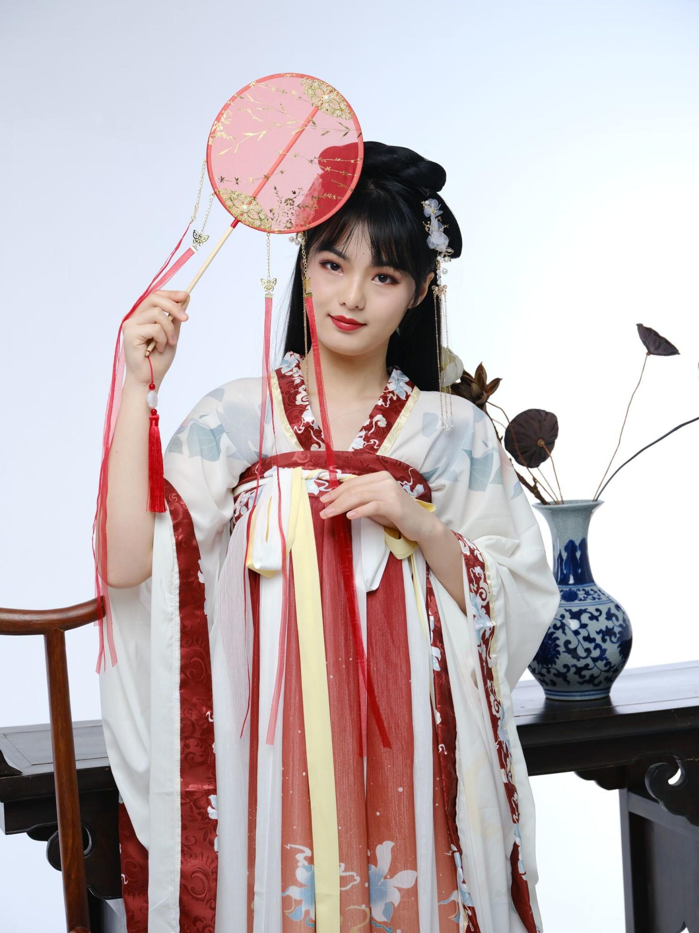 清纯汉服小姐姐