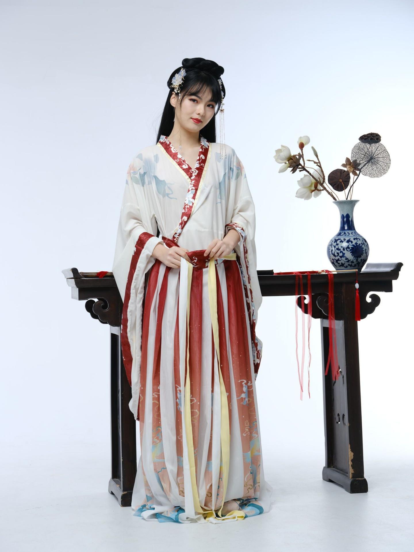 清纯汉服小姐姐