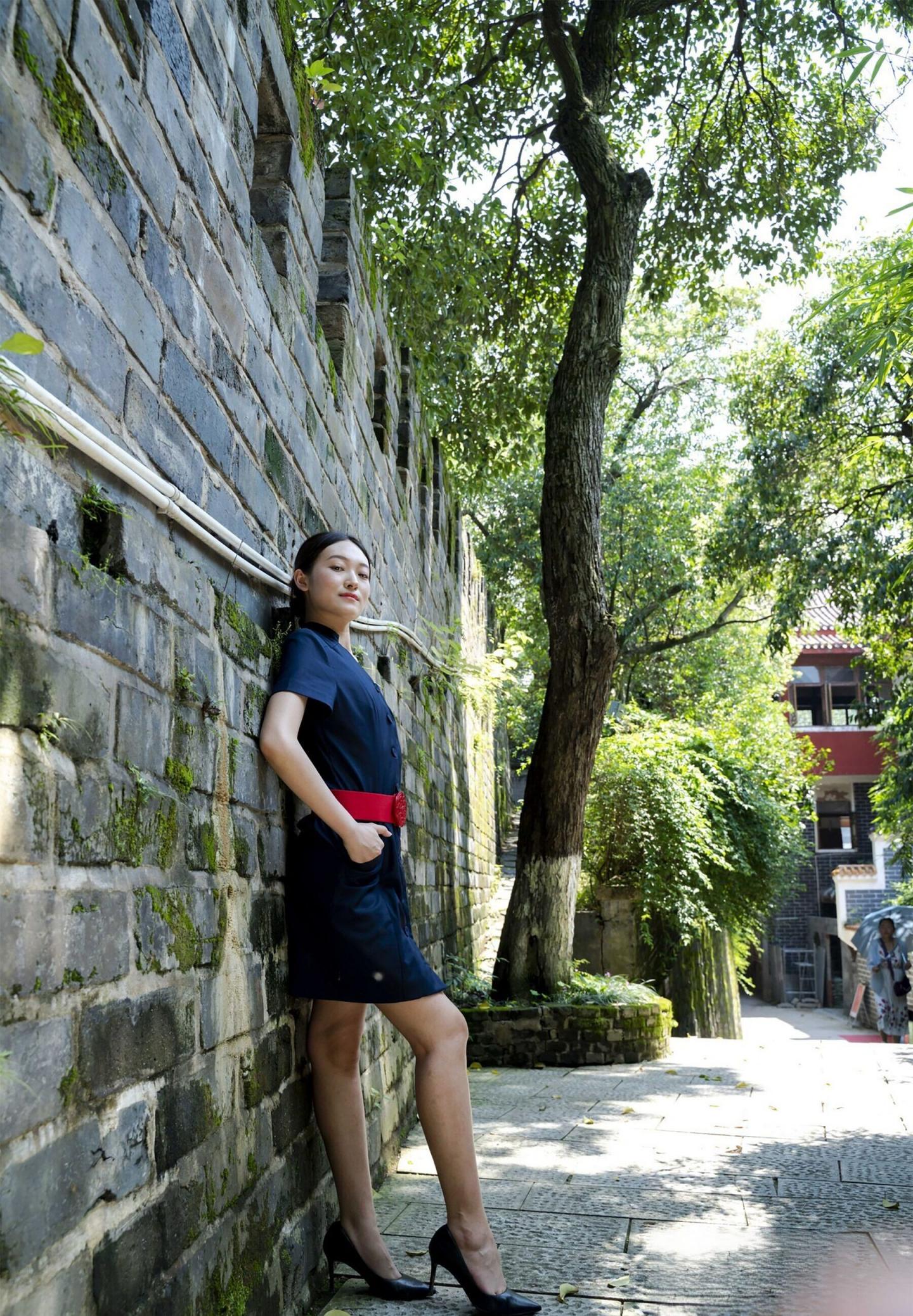 环境与这骚妇还是挺配的