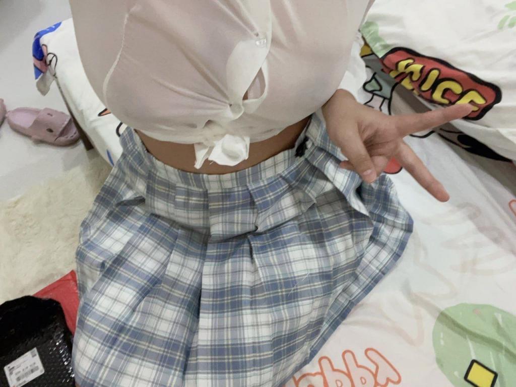 [小母狗] 大奶和嫩穴