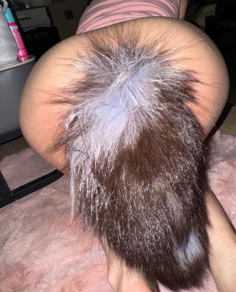 [小母狗] 大奶和嫩穴