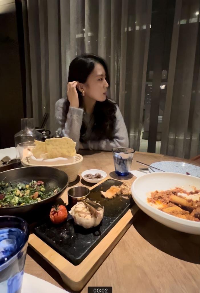 [小母狗] 大奶和嫩穴