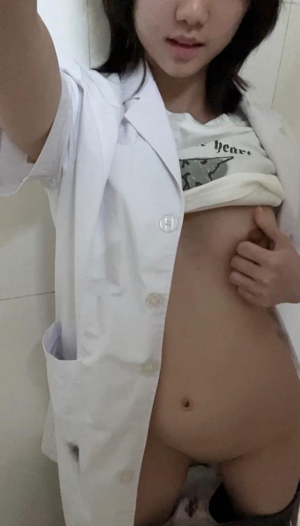 [小母狗]深夜福利 - 丰乳肥臀