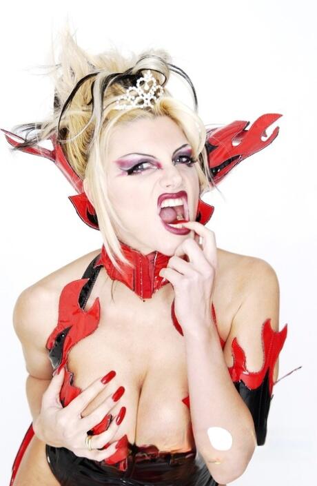 想艹阿凡达吗？