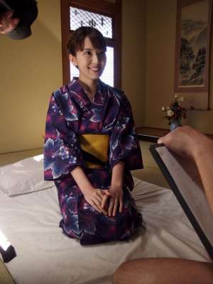 波老师的表情是相当的到位啊