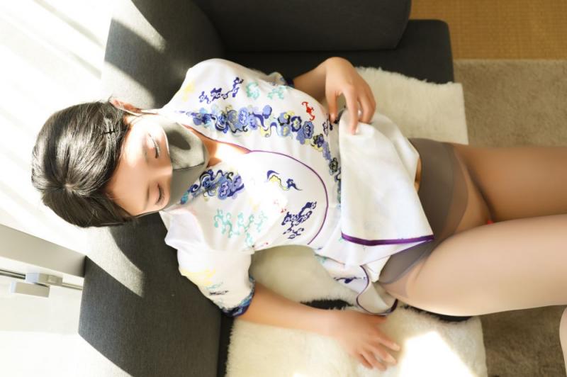 极品高跟丝袜空姐装诱惑