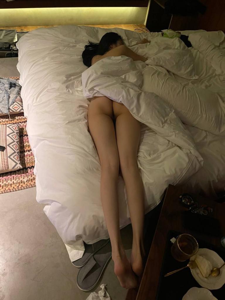 丝袜大屁股真是令人舒服