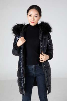 气质少妇脱掉衣服更美妙