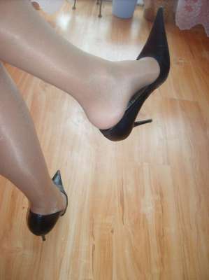 美女鞋子的诱惑