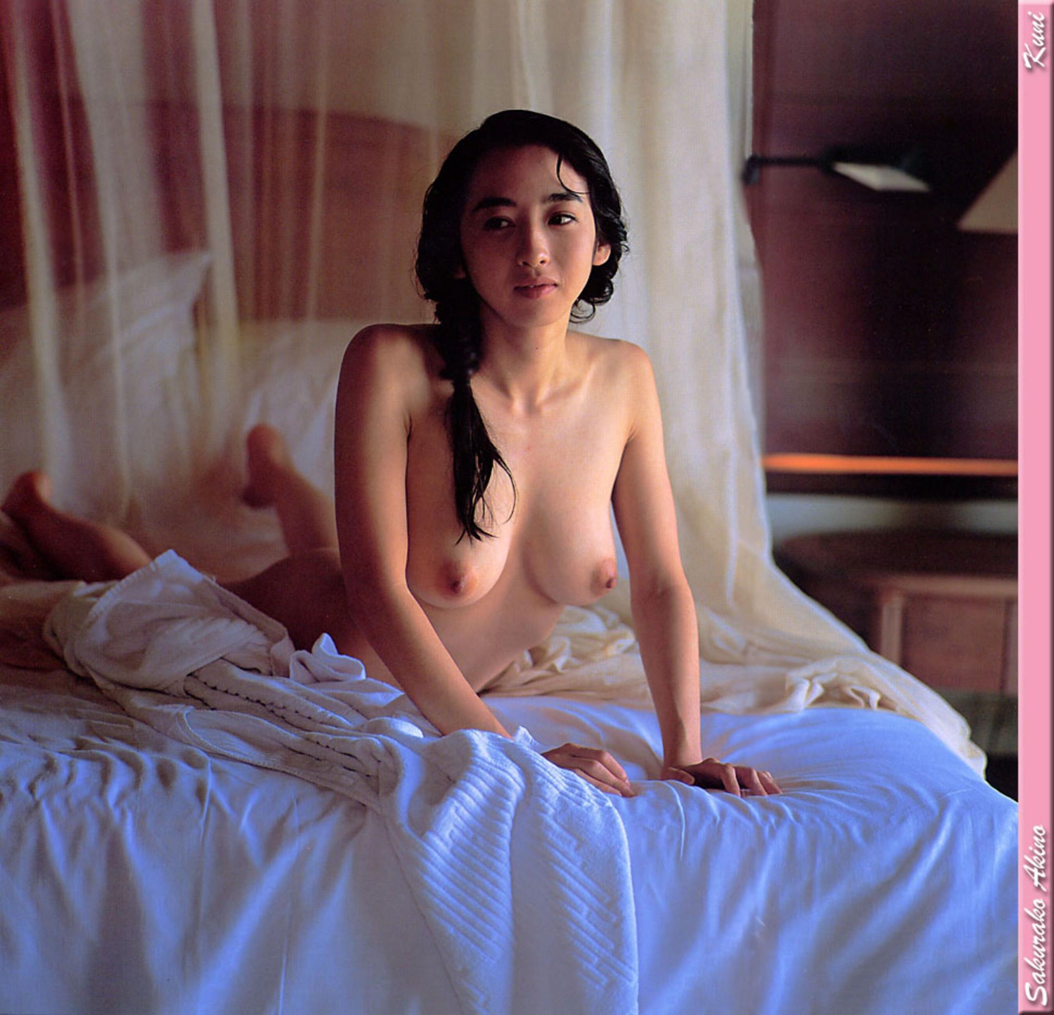 一直以为她是越南人，没想到是日本的，《她来自胡志明市》女主的一套写真