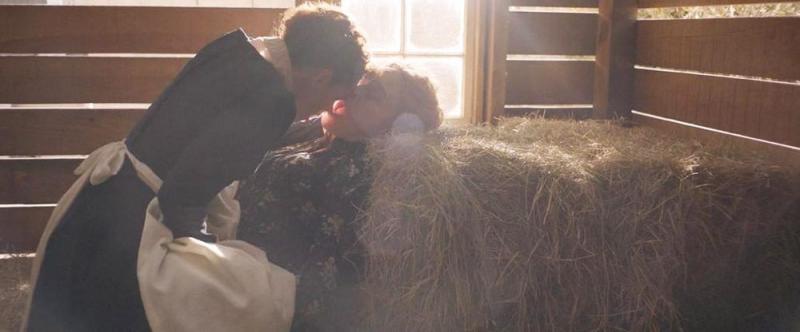 老佛爷的偏爱，《暮光之城》女主克里斯汀·斯图尔特的一些大尺度照片